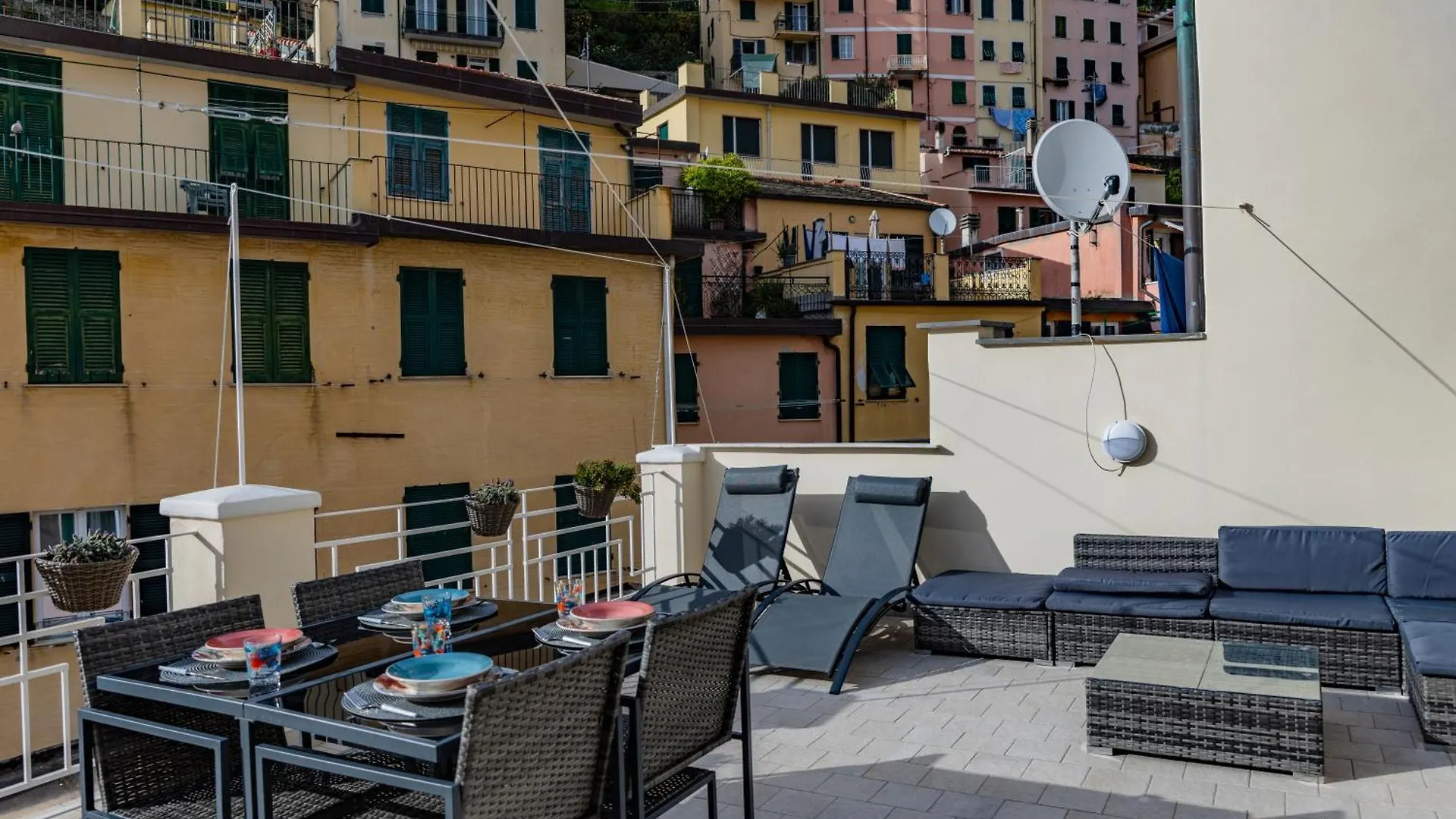 Terrazza Meraviglia 리오마기오레 0*,